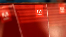 Adobe отчете смесени резултати и преразглежда прогнозата си