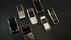 Vertu се спря на Android