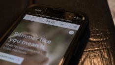 Marks & Spencer очаква годишната печалба да стигне нивата отпреди кибератаката
