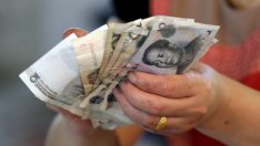 FT: Китай капитулира пред пазарните сили