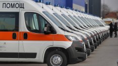 КЗК отхвърли жалбата срещу търга за доставка на високопроходими линейки