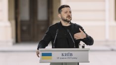 Зеленски призова Русия да потвърди примирие преди евентуални преговори