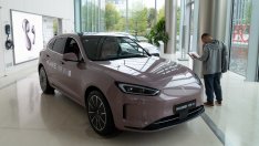 Електромобил на Huawei е лидер по продажби в Китай сред новите модели