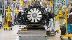 Голям германски доставчик на авточасти съкращава работното време в някои заводи