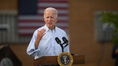 Байдън с право бие тревога за демокрацията в Америка