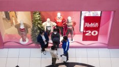 Онлайн продажбите на Черния петък в САЩ достигнаха рекордните 9 млрд. долара