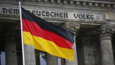 Германският износ се възстановява по-силно от очакваното през май