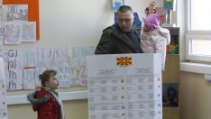 Силно оспорвана надпревара на предсрочните парламентарни избори в Македония