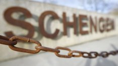 Франция: Възстановяването на граничния контрол ще коства на ЕС 100 млрд. евро