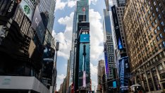 Сливането на SpaceX и Tesla ще направи Илон Мъск император