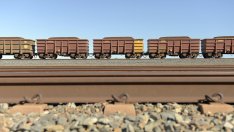 Поскъпването на желязната руда подкрепи ръста на търговския излишък на Австралия