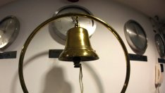 Софарма и Софарма Трейдинг дават над месец на Търговския регистър за вписване