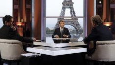 Година след старта на мандата си Макрон бе подложен на кръстосан разпит