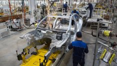 Mercedes се е договорил да продаде своите руски активи на местен автомобилен дилър