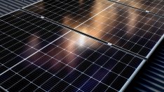 САЩ дават милиарди за насърчаване на покривните солари