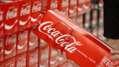 Coca-Cola HBC ще намали въглеродните си емисии до нула до 2040 година