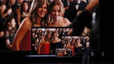 Apple официално влезе във война с Netflix