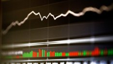 Борсата в Москва поднови търговията с големи колебания*