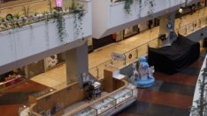 Моловете в покрайнините получават необичайна помощ - от работещите от вкъщи