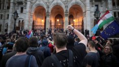 Доверието в нелибералните правителства в Европа нараства