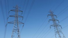 Първи компании ограничават своята дейност заради скъпия ток на борсата*