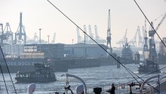 ЕК снижи оценките си за растежа и инфлацията при продължителен конфликт в Иран