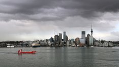 Новозеландското правителство се опитва да върне бюджета си към излишък