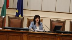 Председателят на НС ще лобира в САЩ за отпадане на визите за България