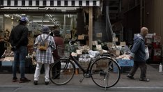 Потребителските цени в Япония се понижиха с най-бързия темп от 10 г. насам