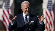 Байдън води война за демокрация на два фронта