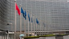 Европа трябва да започне да се държи повече като Китай, за да оцелее в хаоса