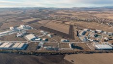 Инвестират 7 млн. лв. в нова логистична база в Индустриален парк Божурище