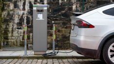 Норвегия ще премахне постепенно данъчните стимули за електромобилите