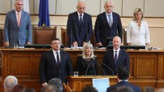 Петя Аврамова, Росен Желязков и Младен Маринов са новите министри в кабинета*