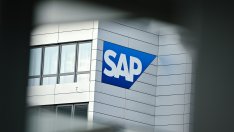 Акционерите на SAP избраха наследник на основателя Хасо Платнер  