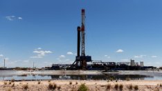 Анализатори: Възстановяване на търсенето на петрол – не и преди 2022 г.