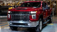 General Motors изтегля 368 000 тежкотоварни камиона заради опасност от пожар