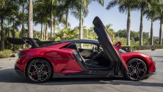 Най-скъпата кола на BYD успешно може да се конкурира с Ferrari и Lamborghini