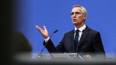 Столтенберг: В НАТО се водят консултации относно доставките на бойни танкове за Украйна