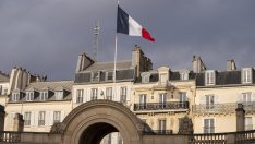 S&P Global Ratings е поредната агенция, която понижи кредитния рейтинг на Франция