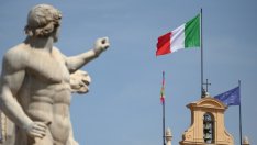 Финансовите министри от еврозоната размахаха пръст срещу Италия