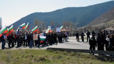 Фермери отново излязоха на протест заради неизплатени субсидии