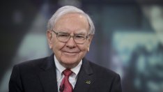 Berkshire Hathaway държи 348 милиарда в кешови позиции, това е сигнал за корекция на пазара