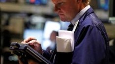 Потоп от корпоративни отчети се задава на Wall Street