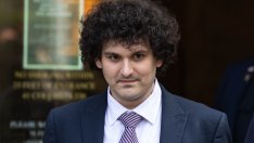 Банкман-Фрийд иска временно освобождаване от затвора, за да подготви защитата си