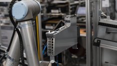 Siemens търси надмощие при изкуствения интелект във фабриките