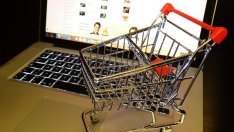 Предколедно: Нови правила за отчитане продажбите на електронните магазини