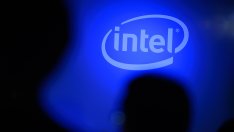 Бордът на Intel се бори със сътресения