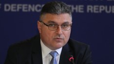 Министърът на отбраната: 99% от обществените поръчки са без конкурс