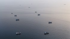 САЩ и Иран приеха да спрат взаимните си атаки преди преговори в Катар